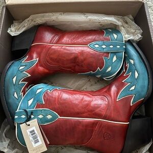 Ariat Juanita Cowboy Boots